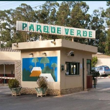 Residencial T2 No Parque Verde Quinta do Conde Екстериор снимка